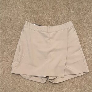 Ellen Tracy Women's Cream Skort